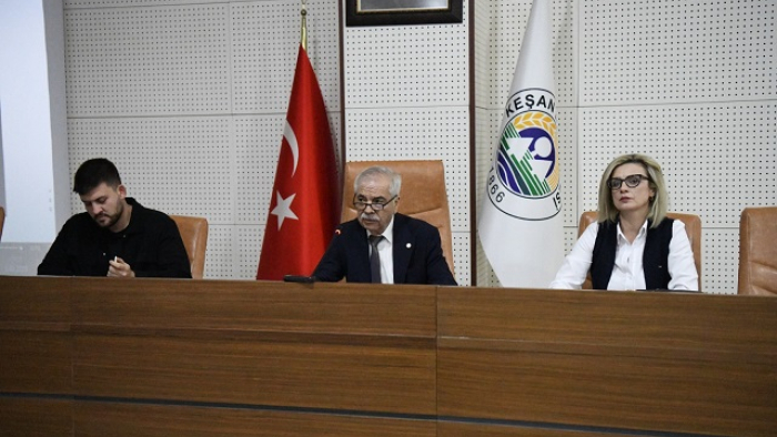 Ertelenen belediye meclis toplantısı yapıldı